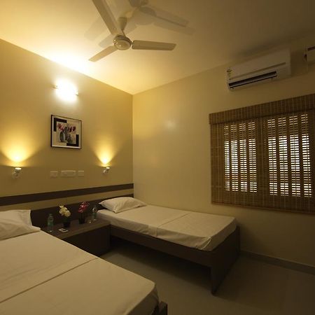 Pearl Guest House Madras Kamer foto