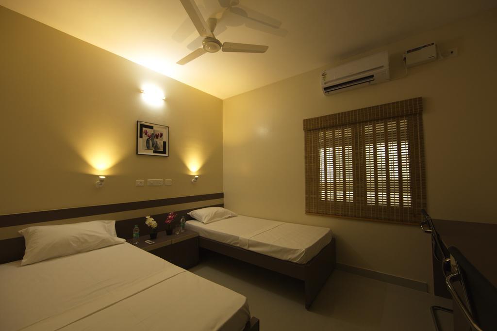 Pearl Guest House Madras Kamer foto